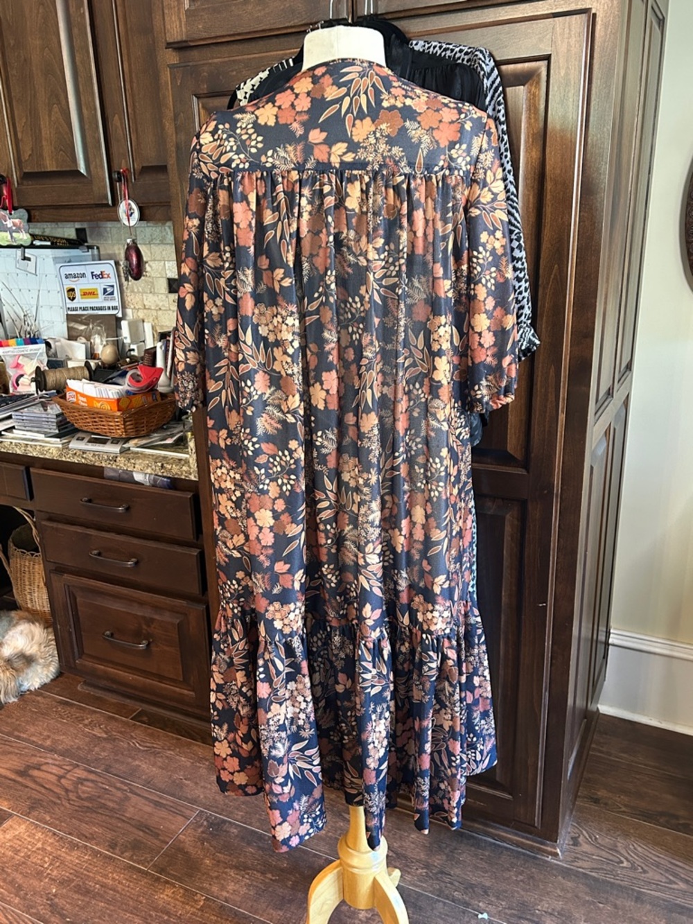 1960’s Bob Simmons Sz M Leaf Print Ruffle Midi Dress in Blk Orange Maternity - Picture 2 of 5